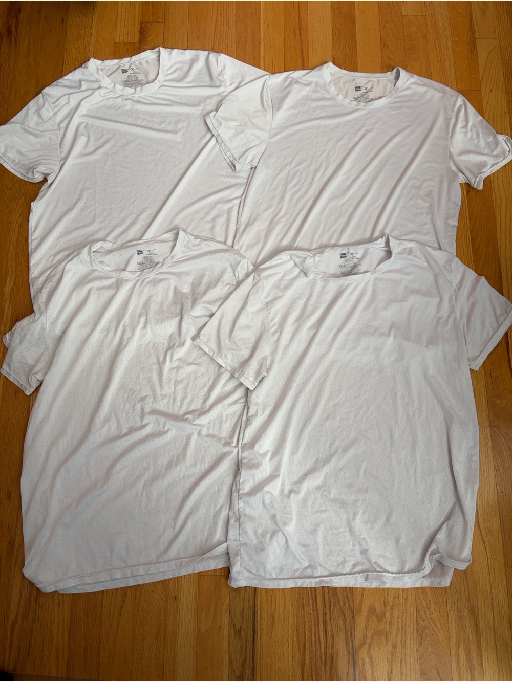 Men’s undershirt size large